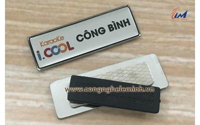 LÀM BẢNG TÊN NHÂN VIÊN BẰNG INOX