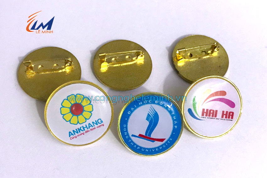 LÀM HUY HIỆU ĐEO ÁO - PIN CÀI ÁO