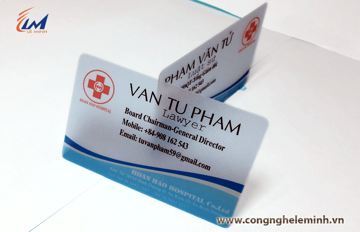 IN THẺ NHỰA TRONG SUỐT