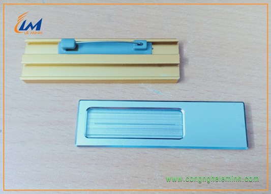 PHÔI LÀM BẢNG TÊN THAY TÊN