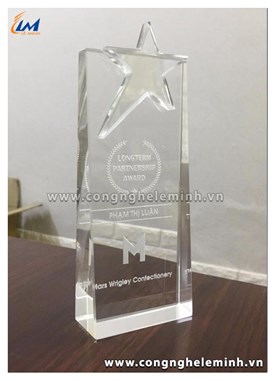 KỶ NIỆM CHƯƠNG CÚP PHA LÊ