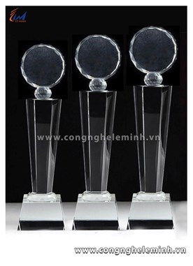 KỶ NIỆM CHƯƠNG CÚP PHA LÊ