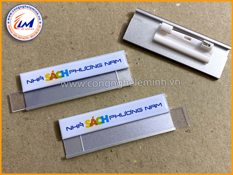 LÀM BẢNG TÊN NHÂN VIÊN THAY TÊN