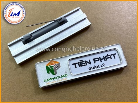 LÀM BẢNG TÊN NHÂN VIÊN THAY TÊN