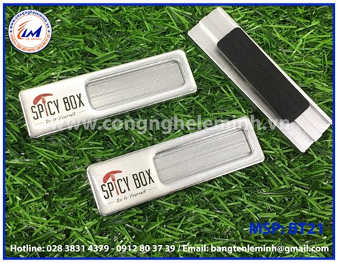 LÀM BẢNG TÊN NHÂN VIÊN THAY TÊN