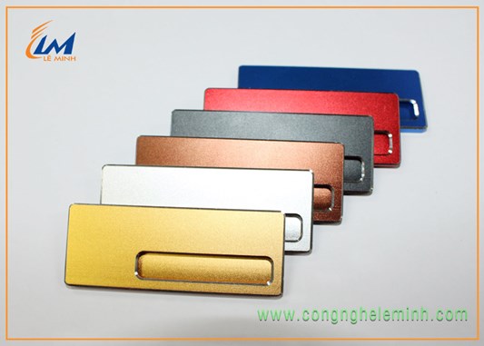 PHÔI LÀM BẢNG TÊN THAY TÊN