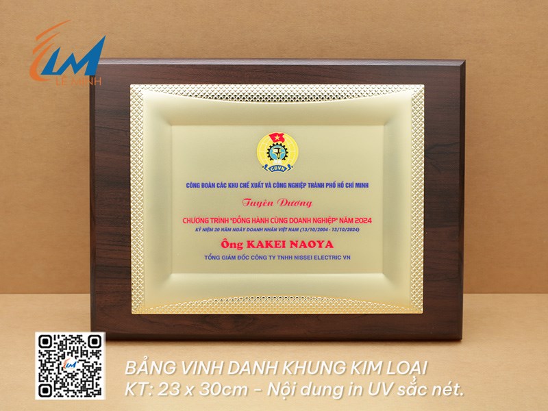 LÀM BẢNG VINH DANH KHUNG KIM LOẠI