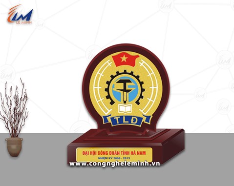 SẢN XUẤT BIỂU TRƯNG GỖ ĐỒNG