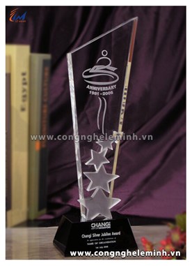 KỶ NIỆM CHƯƠNG CÚP PHA LÊ